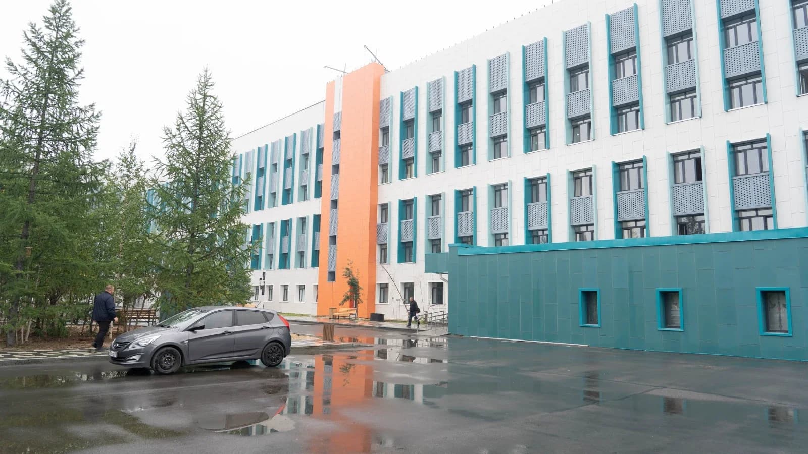 В Новом Уренгое стартовала вакцинация от клещевого энцефалита